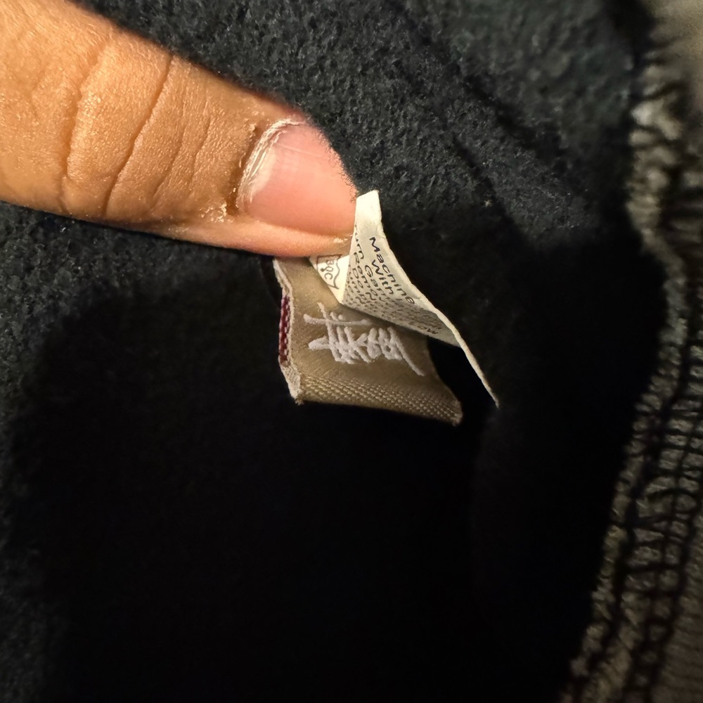 Stussy Black Jacket Sleek Design - Picture 2 of 5